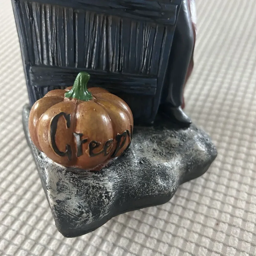 Gothic Dracula Vampire Bookend Doorstop 9” Resin Figure Halloween Decor